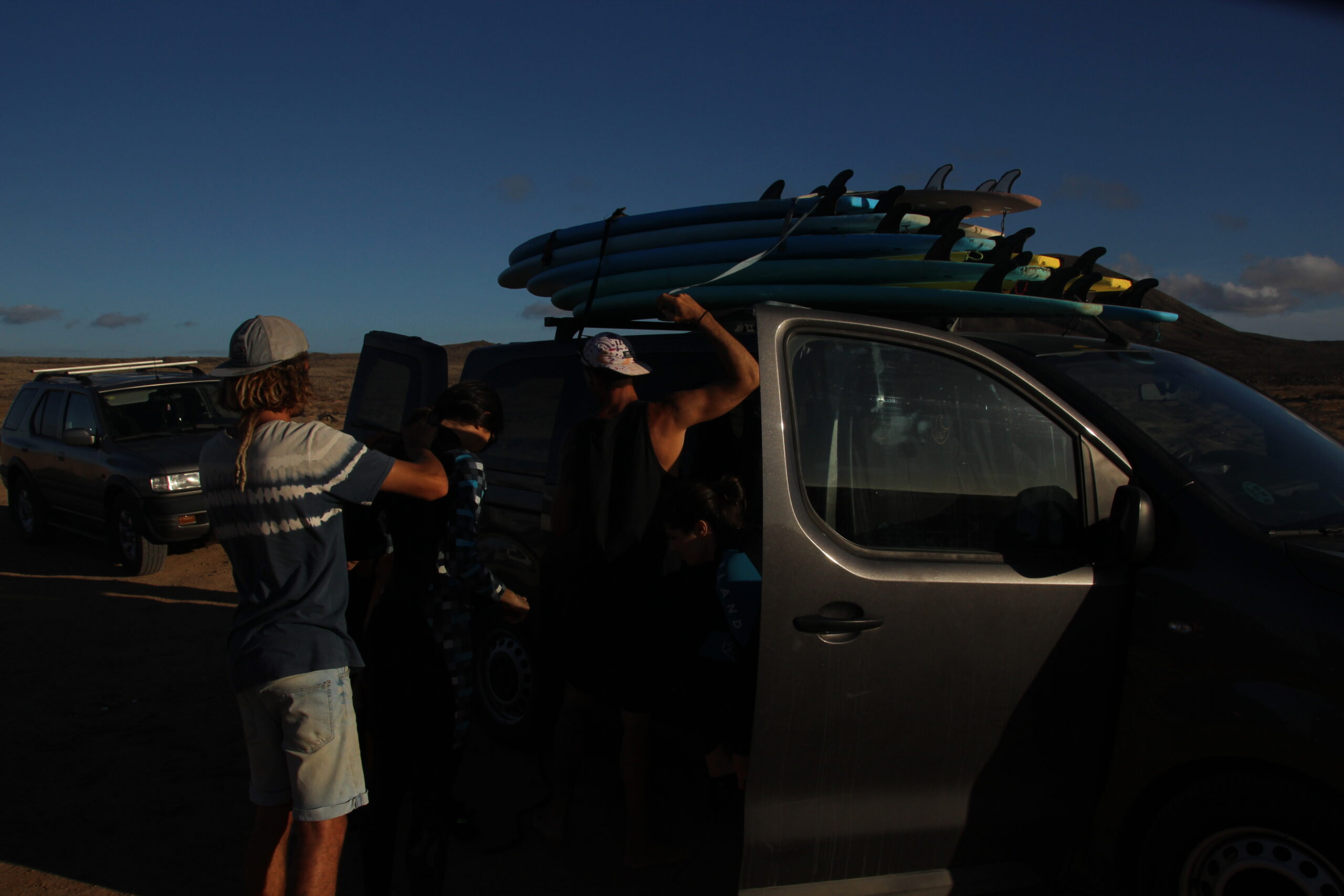 surf, material y transporte incluido