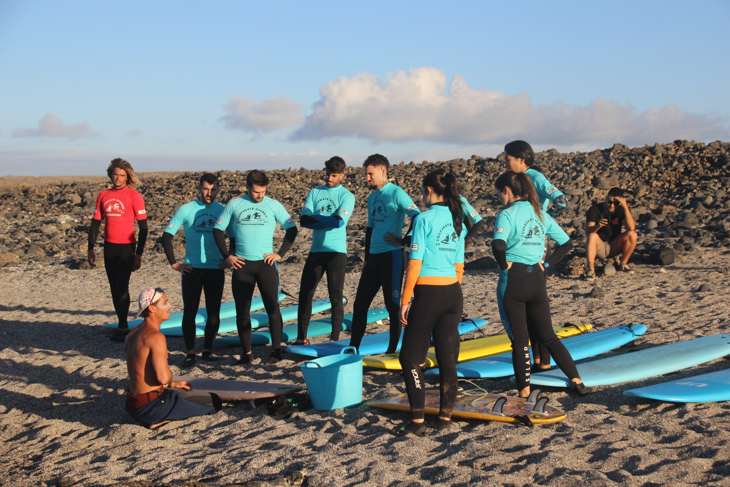 surf in small groups surf in small groups